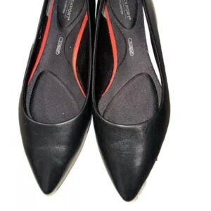 Rockport Black Leather Adelyn Pointed Toe Flat Size 8.5w
